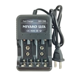 Cargador universal para pilas AA, AAA y 9V MIYAKO USA