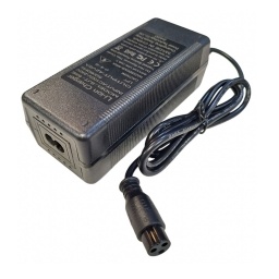 Cargador de 42V  2 Amp  para Skate o Patineta GENERICO