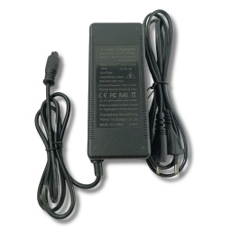 Fuente Cargador de 42V 2AMP para Patineta o Skate conector chico gx12  THEONE